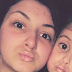 Meet your Posher, Lorie